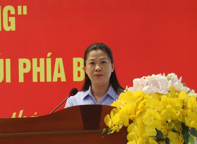 Phó Bí thư Thường trực Tỉnh ủy Tuyên Quang Lê Thị Kim Dung phát biểu chào mừng Hội nghị