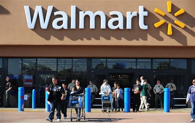 Lạm phát ngày càng có nhiều khách hàng chuyển sang mua hàng của Walmart