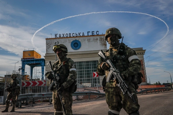 Lính dù Ukraine tìm cách đột kích Kherson