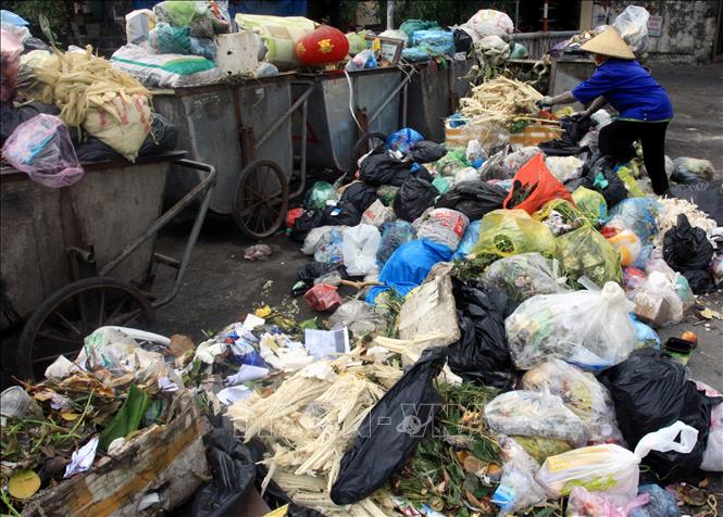 tình trạng khi thu gom rác thải sinh hoạt không được phân loại