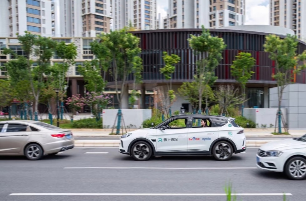 Baidu là công ty Trung Quốc đầu tiên vận hành taxi hoàn toàn không người lái trên những con đường lớn